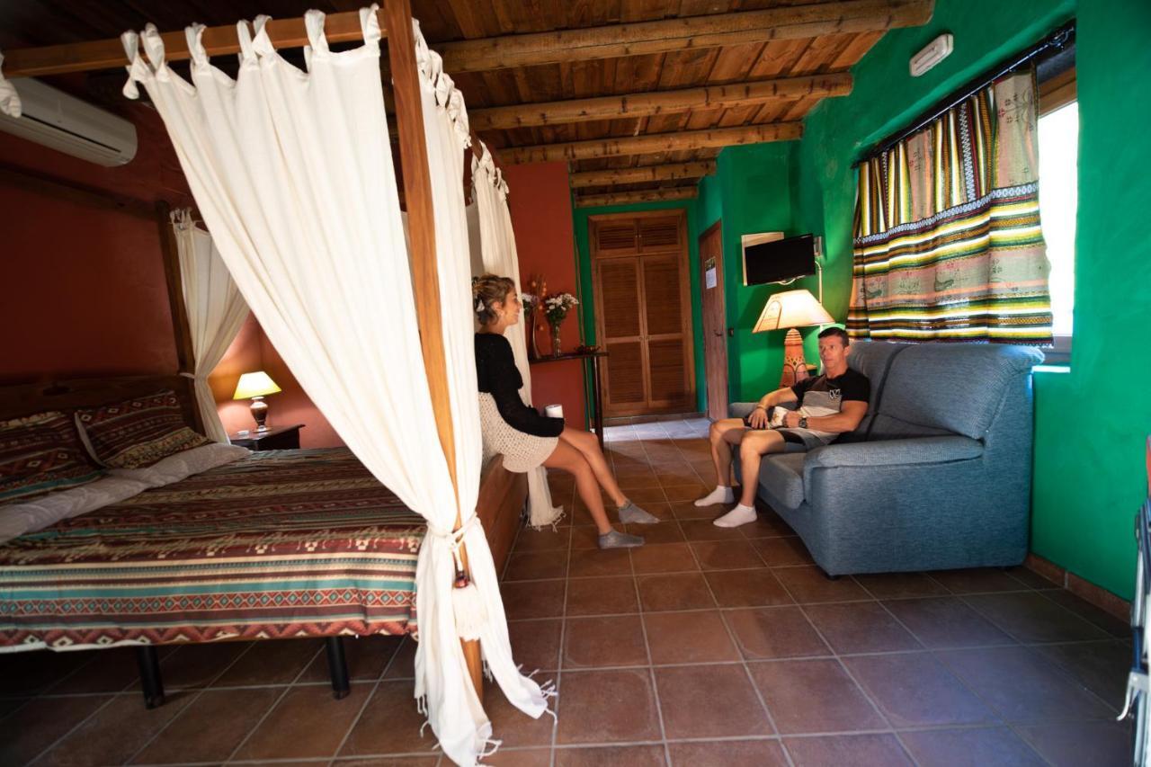 Tikal Boungalows Hotel Malcocinado  Exterior photo